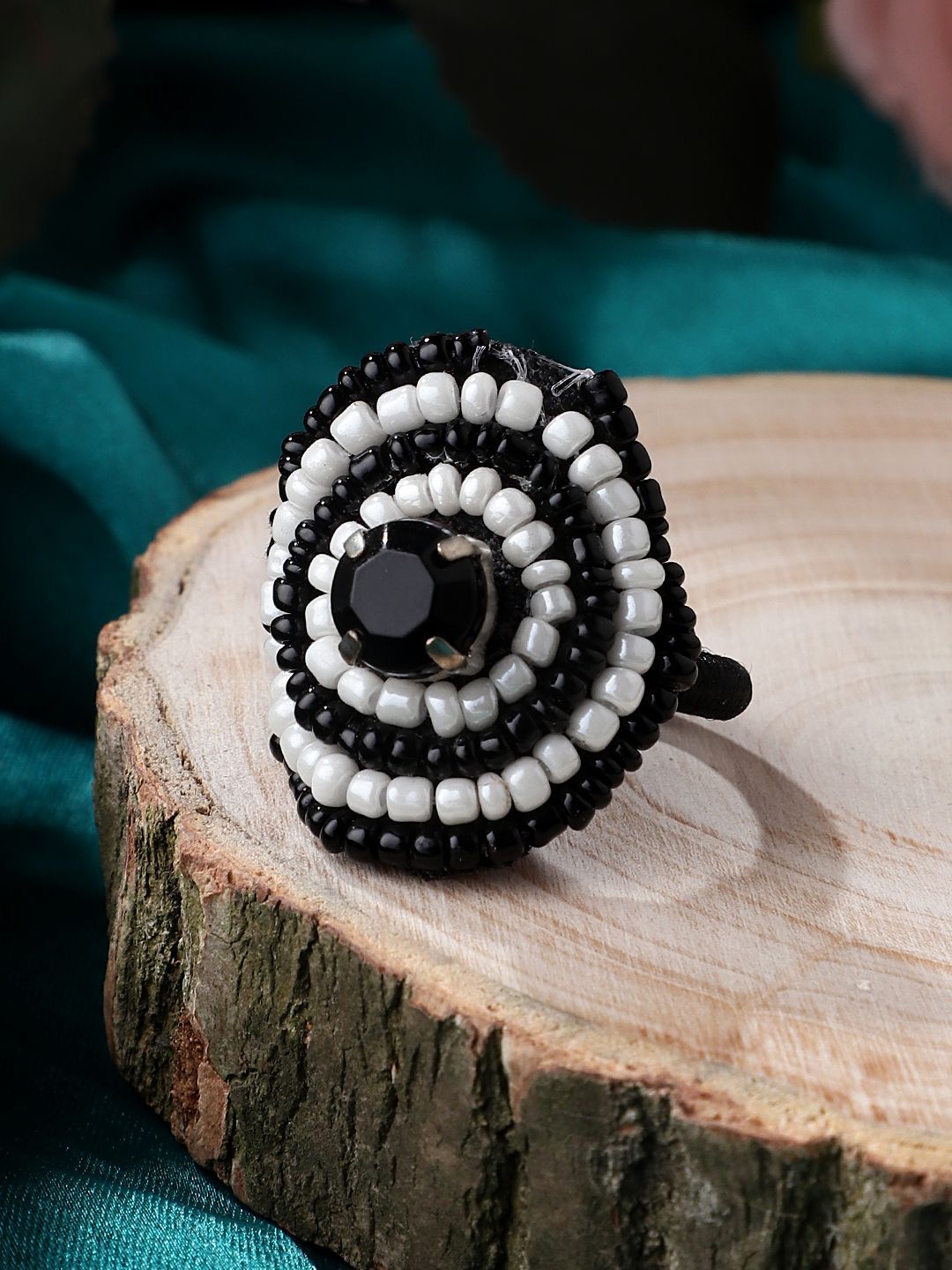 Cardinal Black & White Beads Weaving Handmade Adjustable Ring