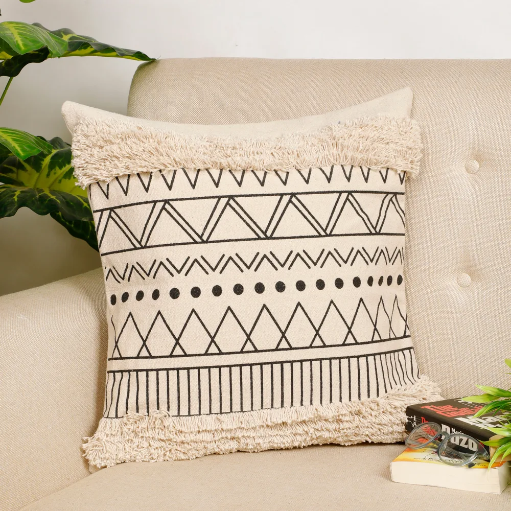 Printed High Cut Tufted Cushion Cover Tribal design, 16x16, off-white