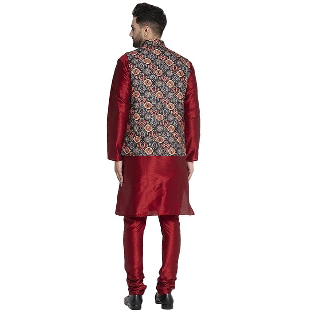 VASTRAMAY Men's White Cotton Kurta, Maroon Ethnic Jacket and Pyjama Se –  vastramay