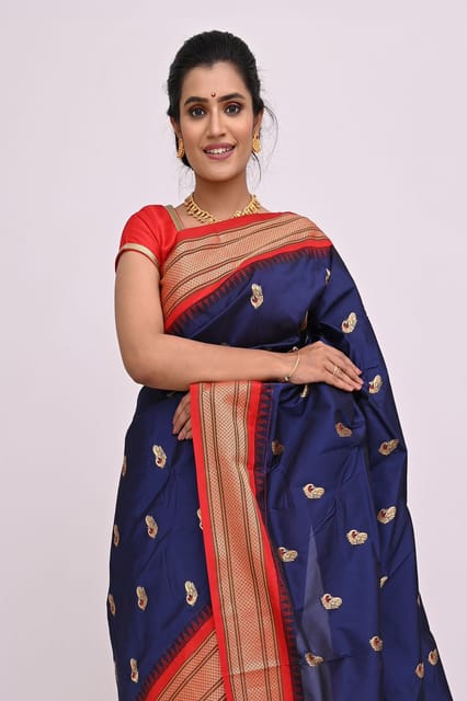 Buy Pure silk handloom maharani paithani saree Online at Om Paithani