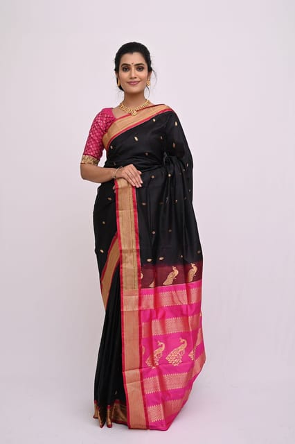 Buy Paithani Sarees online | Wedding Saree at best prices | OnlyPaithani