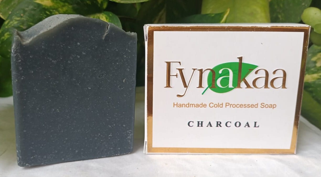 Fynakaa Charcoal Cold Processed Handmade Natural Organic Premium Luxury Soap useful for sensitive skin and refreshing bath