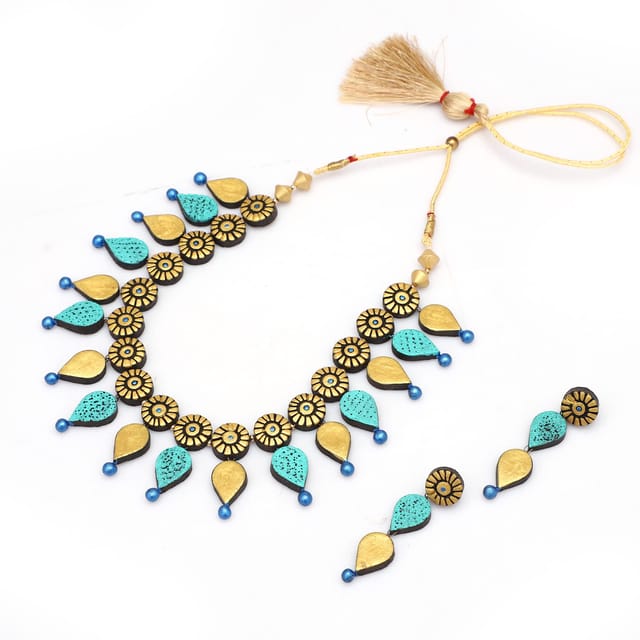 Buy Gold N Blue Necklace Set Party Wear Online at Best Price | Cbazaar