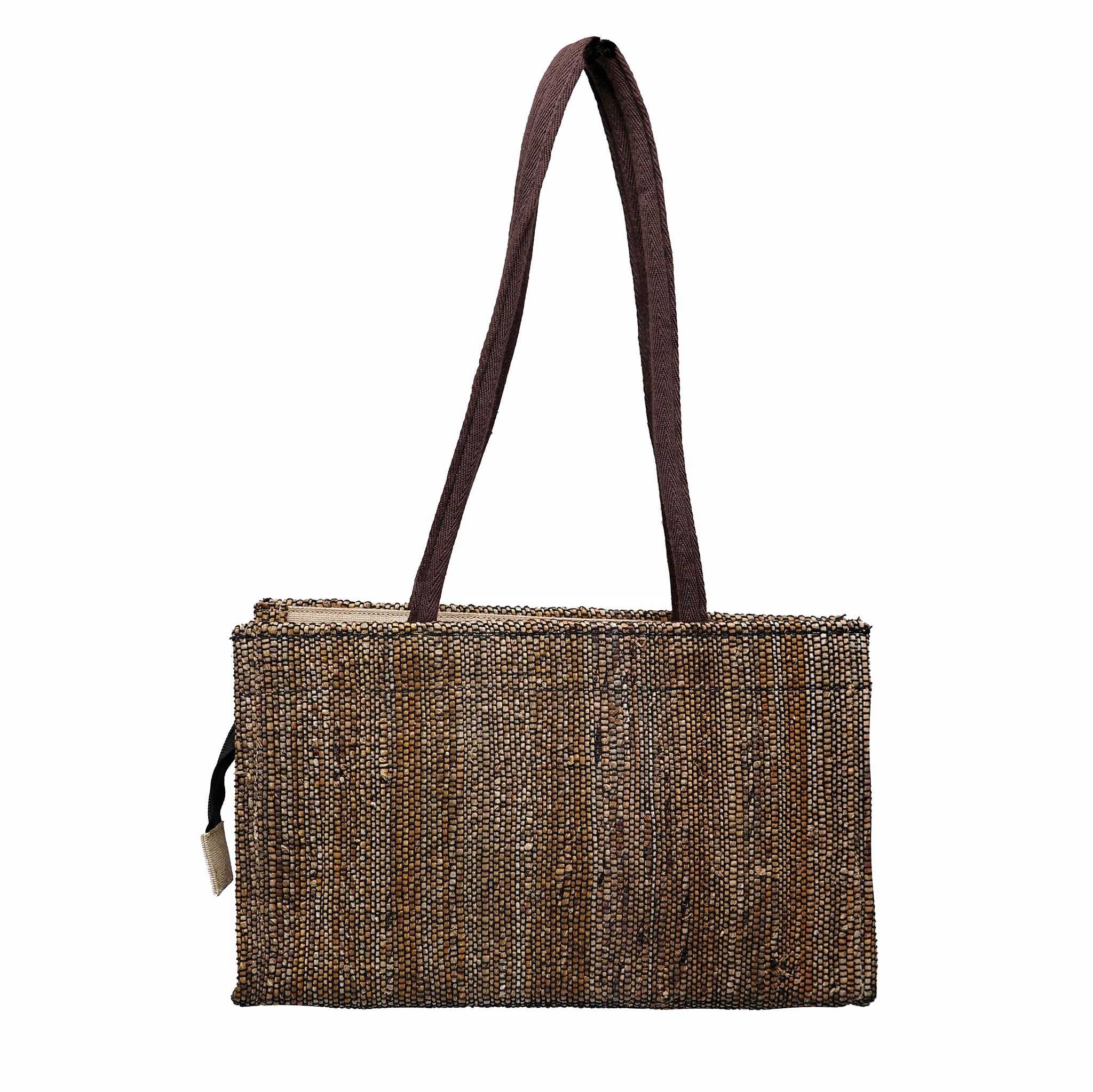 Banana Fiber Trappe D3 Bag (1SGAUTLKA02357)