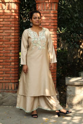 Zahrun Beige Kurta With Hand Embroidered Yoke