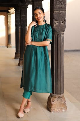 Juhi Teal Kurta With Crewel Embroidery