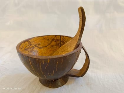 Coffee/Tea cups with spoon. made using Coconut shells.