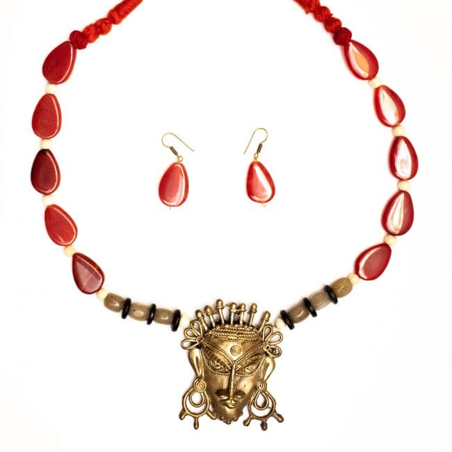 Handcrafted Necklace with Pendant and Earings