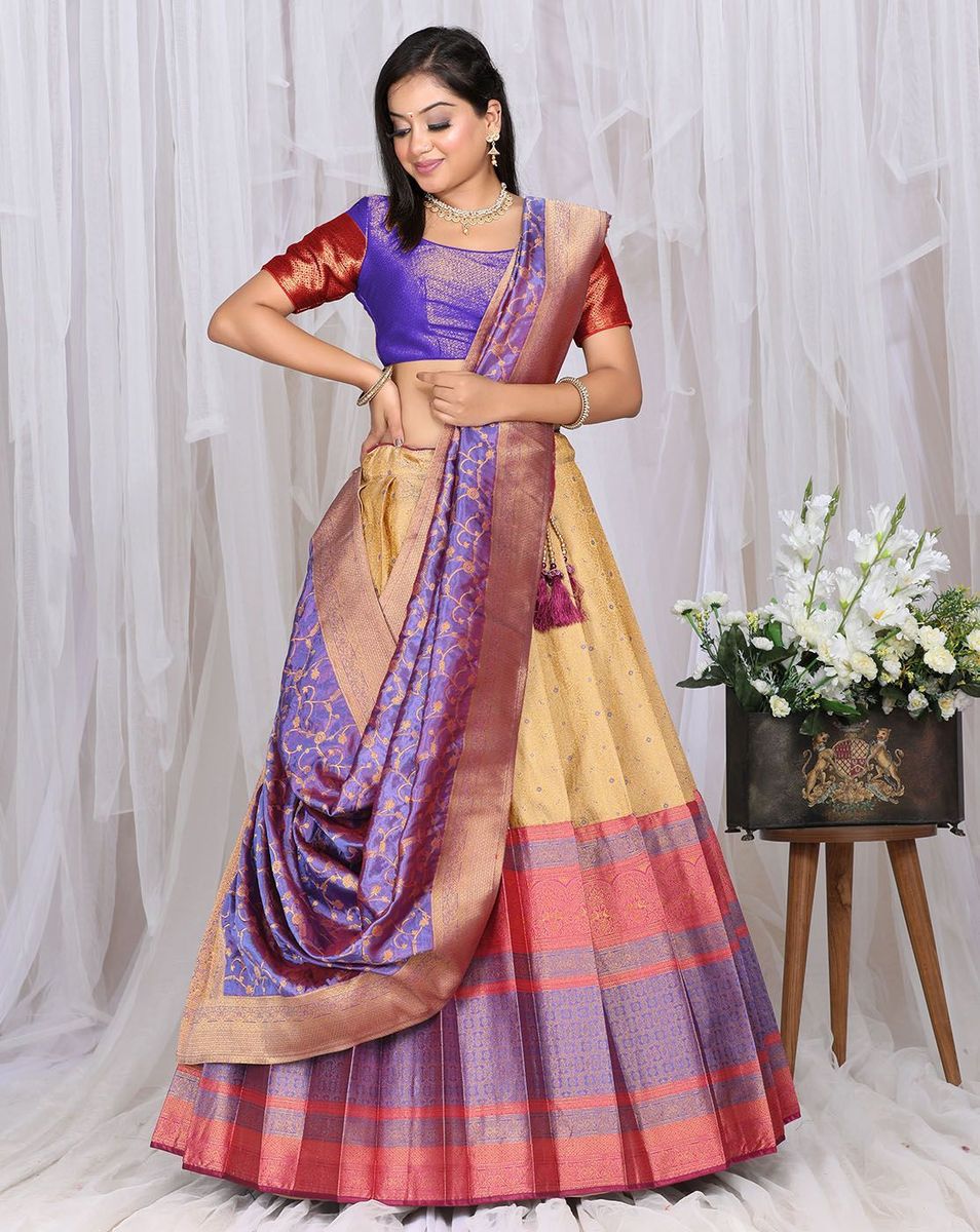 Saree Draping Style | Saree draping styles, Saree, Style