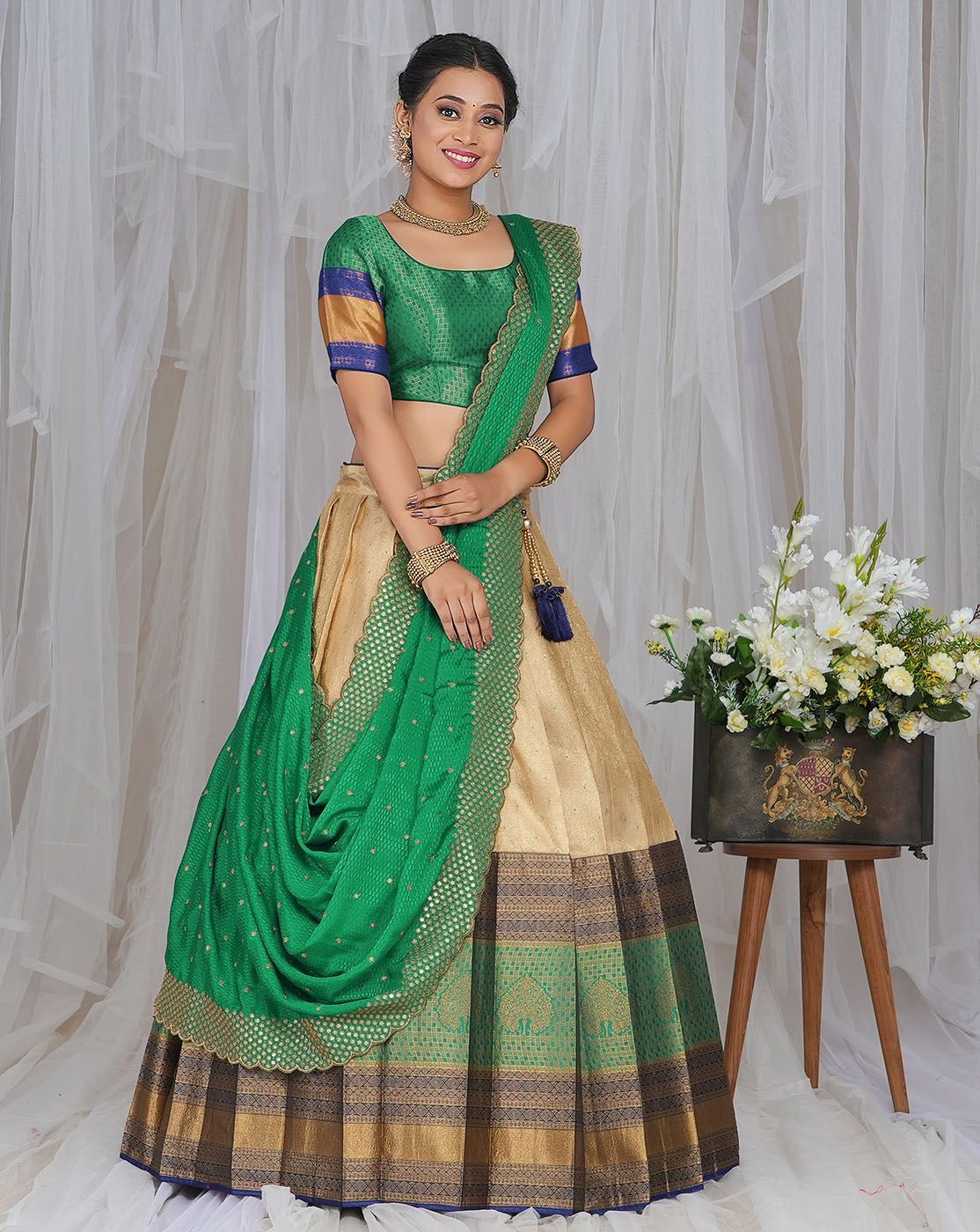 Off White Coloured Kanchipuram Half Saree With Organza Dupatta – Zariknyaa