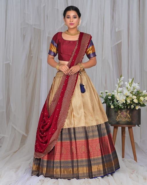 Buy Sabyasaachi South India Half Half Saree. Ethnic Women Wedding Bridal  Party Wear for Women. Sabyasaachi Organza Lengha Choli With Dupatta Online  in India - Etsy