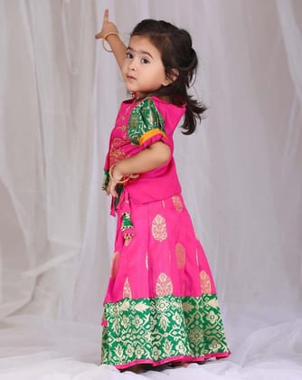 Pink Banarasi Silk Kids Readymade Pattu Pavadai