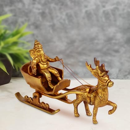 ARTVARKO Brass Ganesha Statue As Santa Pulled by Deer Brass Ganesh Murti Idol Showpiece Home D?cor Mandir Bhagwan Office Temple Gift