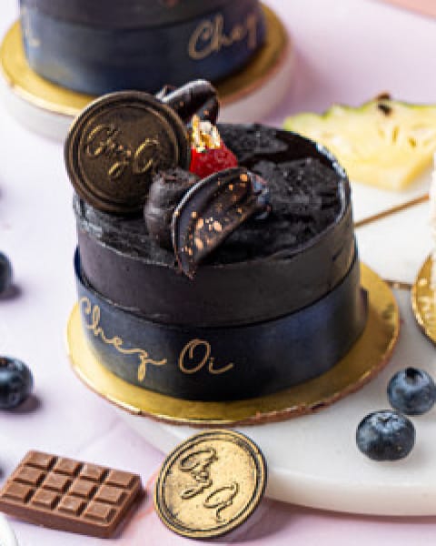 Hazelnut Crunch Cake - French Biscuit, Hazelnut Ganache – The Gift Studio