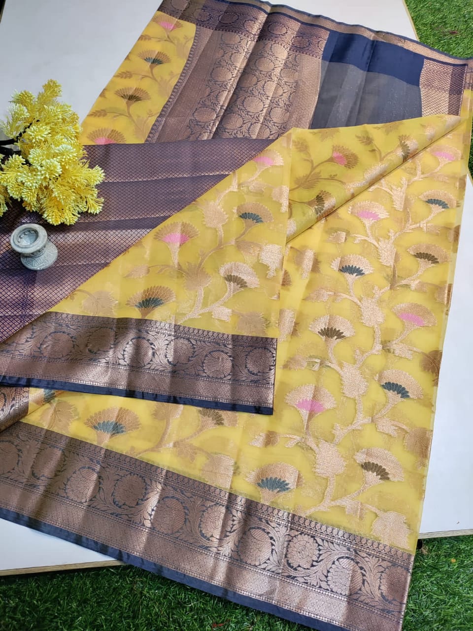 Banarasi Soft Organza Floral Designer Saree