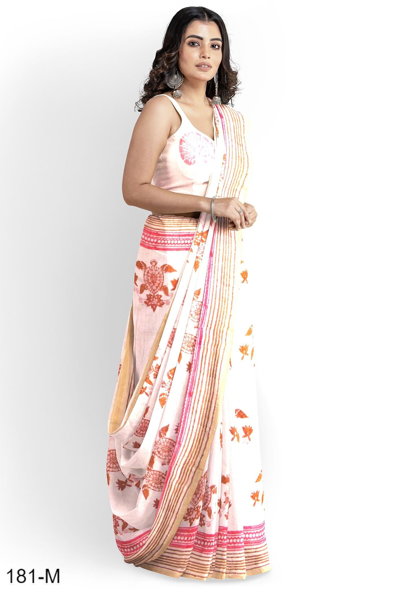 White Hand Block Printed Tortoise Motif Maheshwari Saree