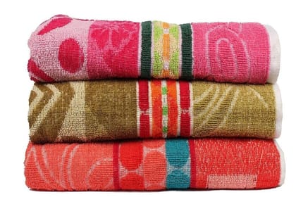 Mandhania Ash Set of 3 Jacquard Large Bath Towels 68 X 137 cm