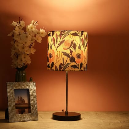 BTR CRAFTS Silver Rod With Black Wooden Base Table Lamp ( Leafy Vines Lampshade)