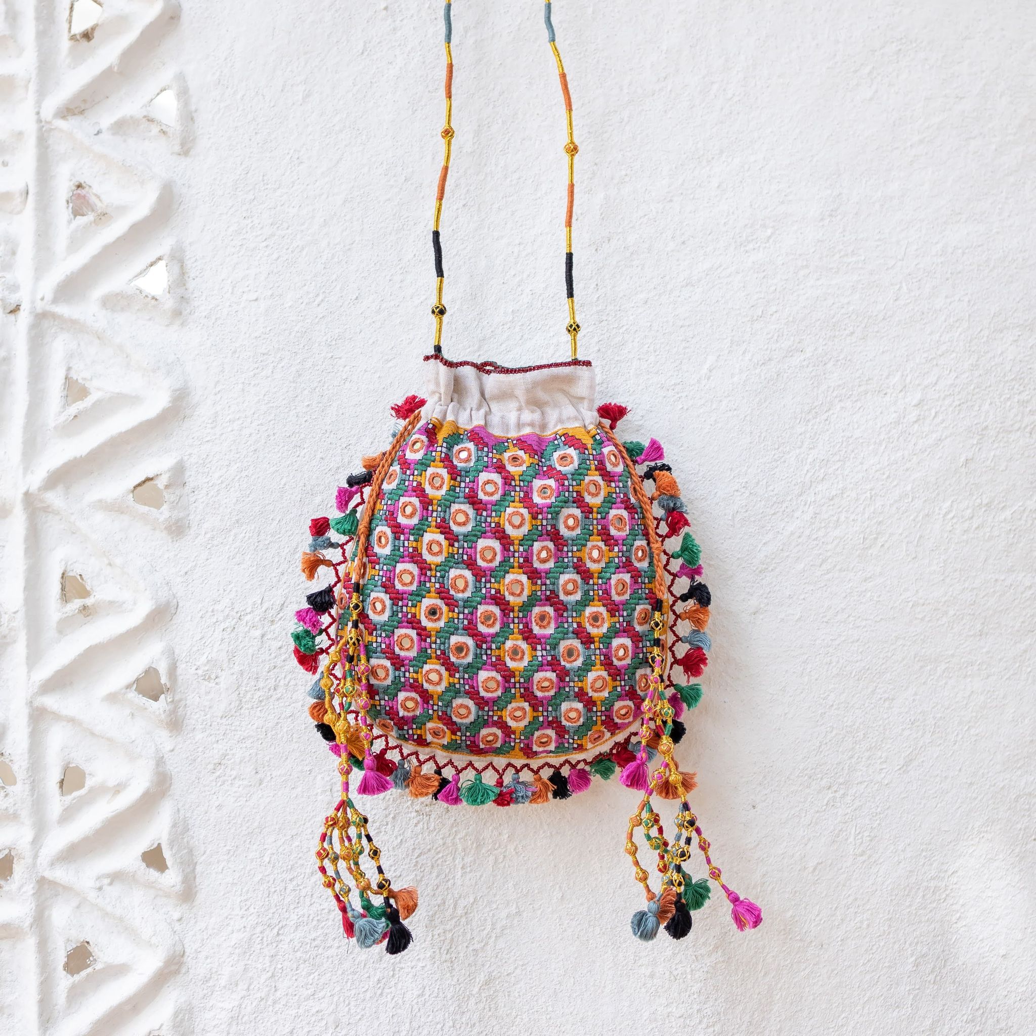 Suf Embroidery Sling Bag (Batwa)