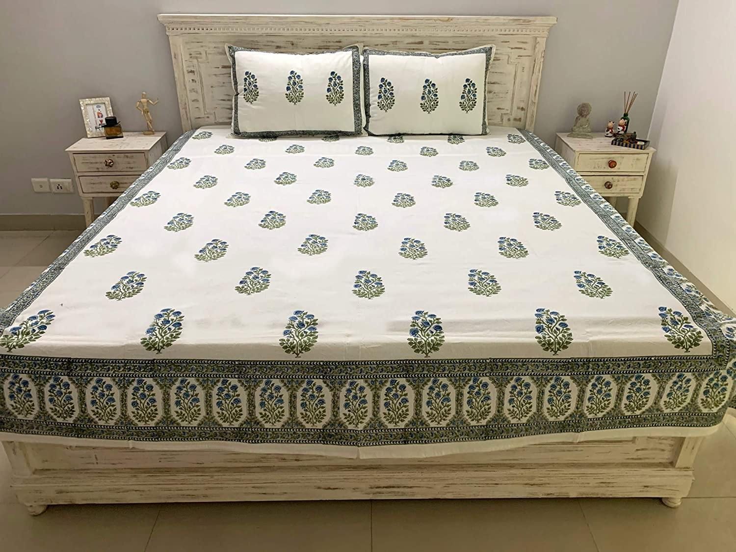 Noor Fine Cotton Block Print King Size Bedsheet + 2 Pillow Covers (Blue & Offwhite)