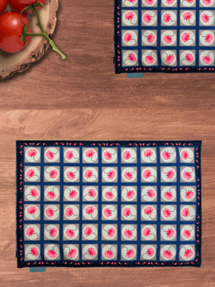 Pitchwai Lotus Placemat (Set of 4 & 6)