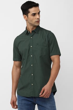 Men Green Slim Fit Check Half Sleeves Casual Shirt