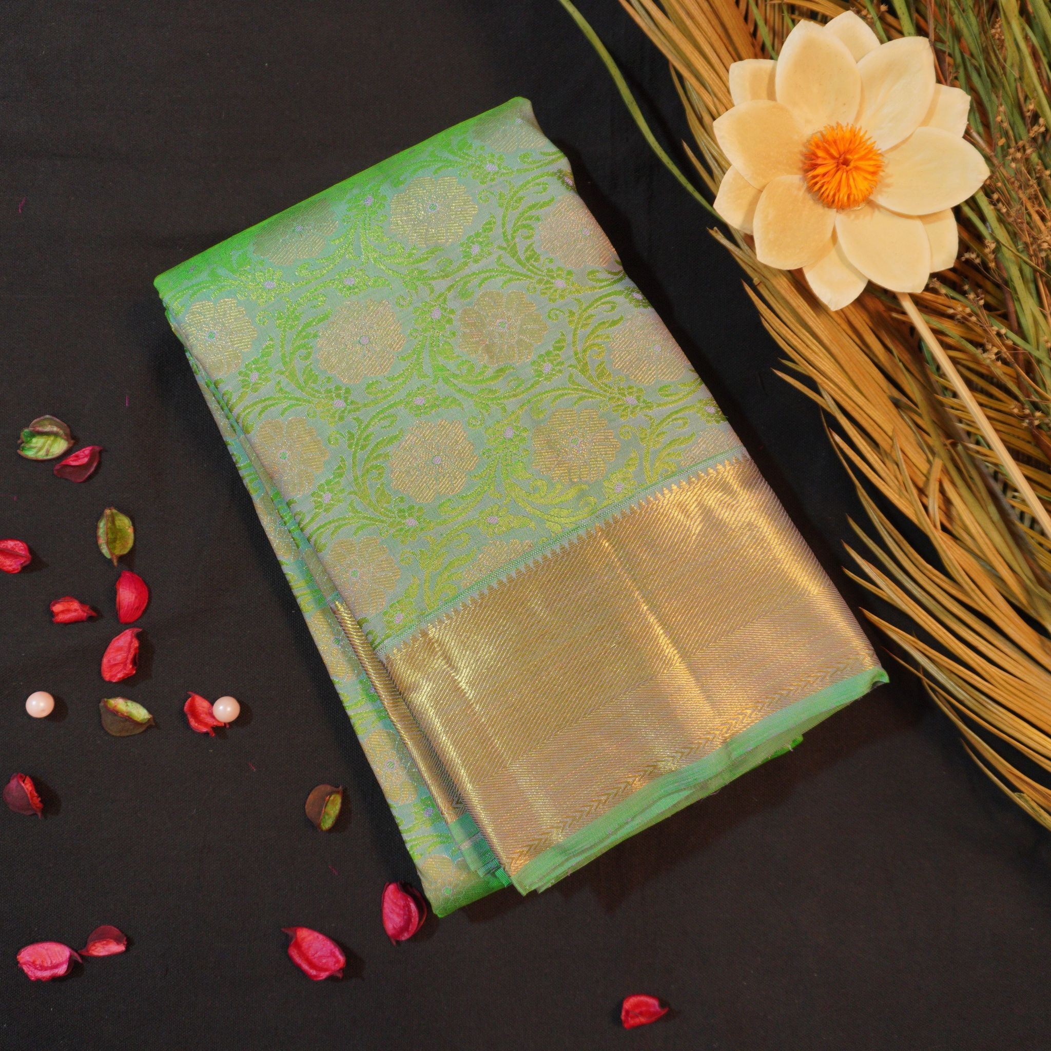 Dual-Shade Fern & Pickle Green Bridal Kanchipuram Handloom Silk Saree | Vivaaha Silks"