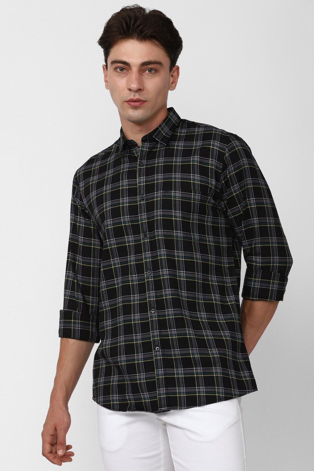 Men Black Slim Fit Check Full Sleeves Casual Shirt