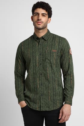 Men Green Slim Fit Print Full Sleeves Casual Shirt