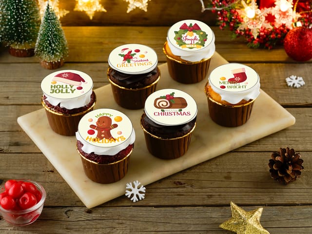 Reindeer Cake #egglessbaking #reindeercake #christmasbaking #egglessca... |  TikTok