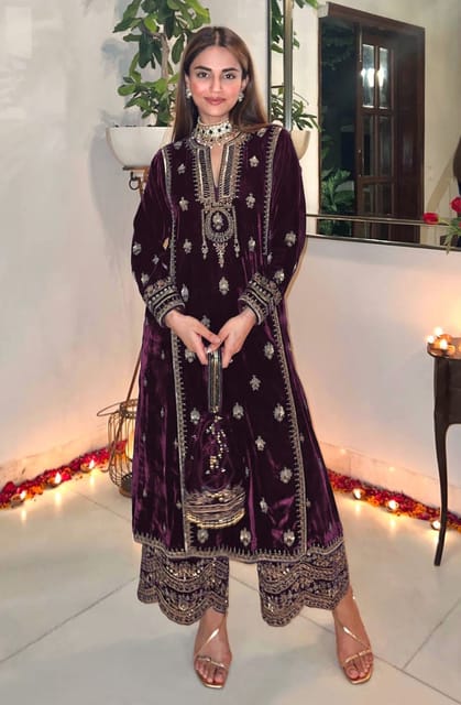 Maria B Velvet Edition 23 Pakistani Heavy Velvet Dress Material With  Embroidery Work at Rs 1420 in Hyderabad