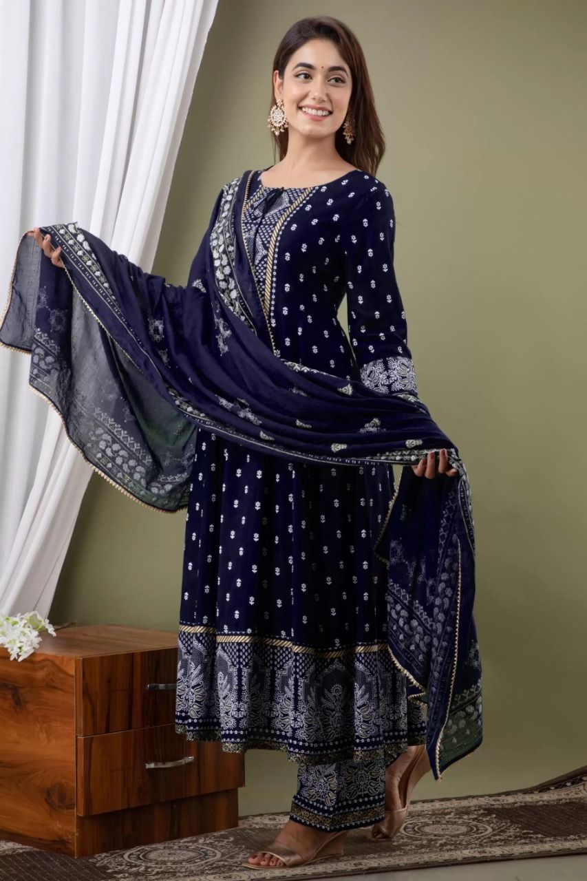 Sanganeri Kurti Set