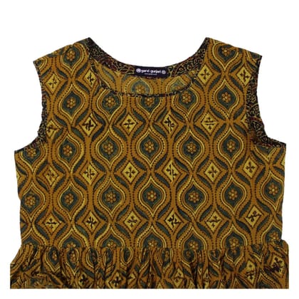 Garvi Gurjari (A Gujarat Govt Enterprise Mustard Ajrakh Hand Block Printed Cotton Short Kurti(GGCACST01)