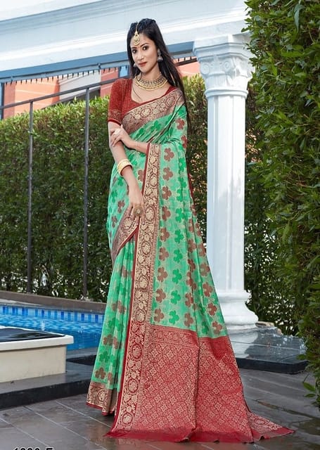 Green Digital Printed-Woven Art Silk Saree With Tassels