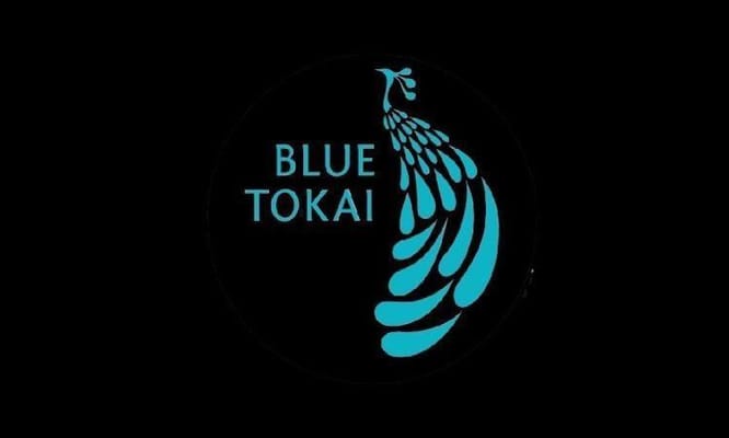 Blue Tokai Coffee Roasters Attikan Estate - Medium Dark Roast (French  Press) 250 G | Made With 100% Specialty Grade Arabica Freshly Roasted  Ground Coffee, Bag : Amazon.in: Grocery & Gourmet Foods