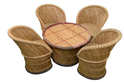 4 Big Chair And Big Round Table Set