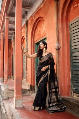 Seher - Black Gold Maheshwari Saree