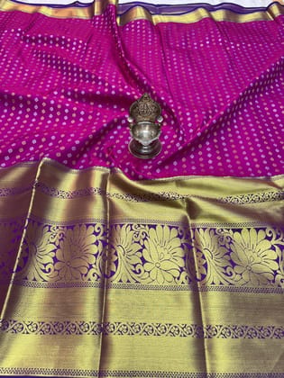 Magenta Color Long Border Saree with Gold Zari work Contrast Pallu and Plain Bordered Blouse