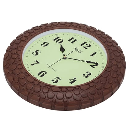 Ajanta Quartz 14 Inch Vintage Plastic Wall Clock (Oak)