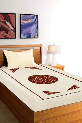 Garvi Gurjari (A Gujarat Govt Enterprise) Off-White Applique Work Single Bedcover (GGCAWSB10)