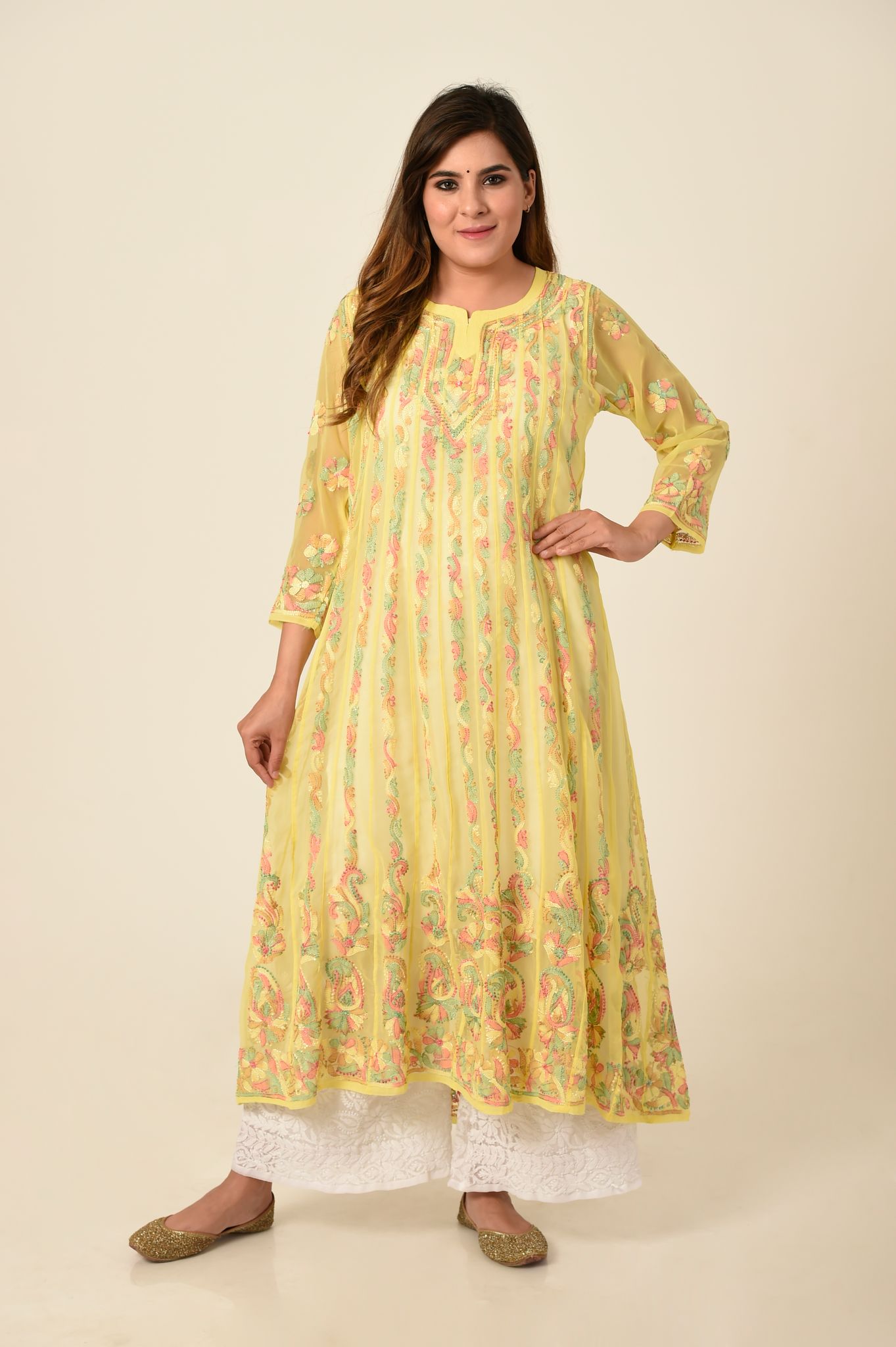 Ladies New Fashion Hand Chikan Kurti