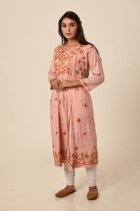 Ladies New Fashion Hand Chikankari Kurti