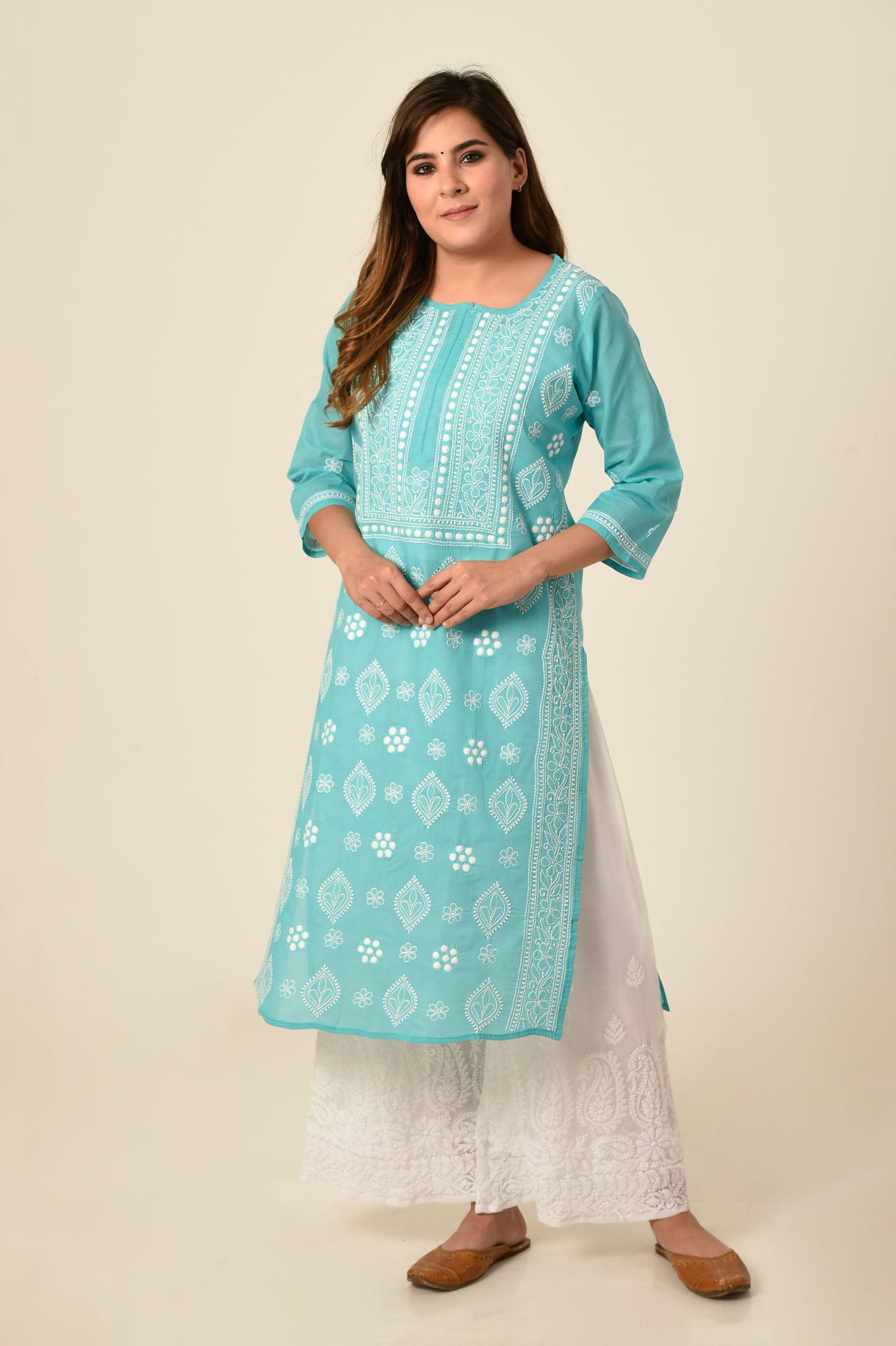 Ladies New Fashion Hand Chikankari Kurti