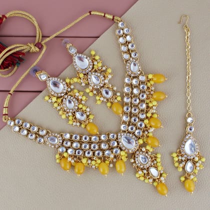 Lucky Jewellery Gold Plated White Yellow Color Tika Earring Necklace Combo Kundan Jewellery Set (726-MSK-3-LINE-Y)