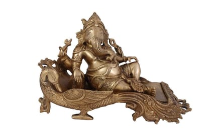 Arihant Craft� Hindu God Ganesha Idol Hand Craft Showpiece � 18.5 cm (Brass, Gold)
