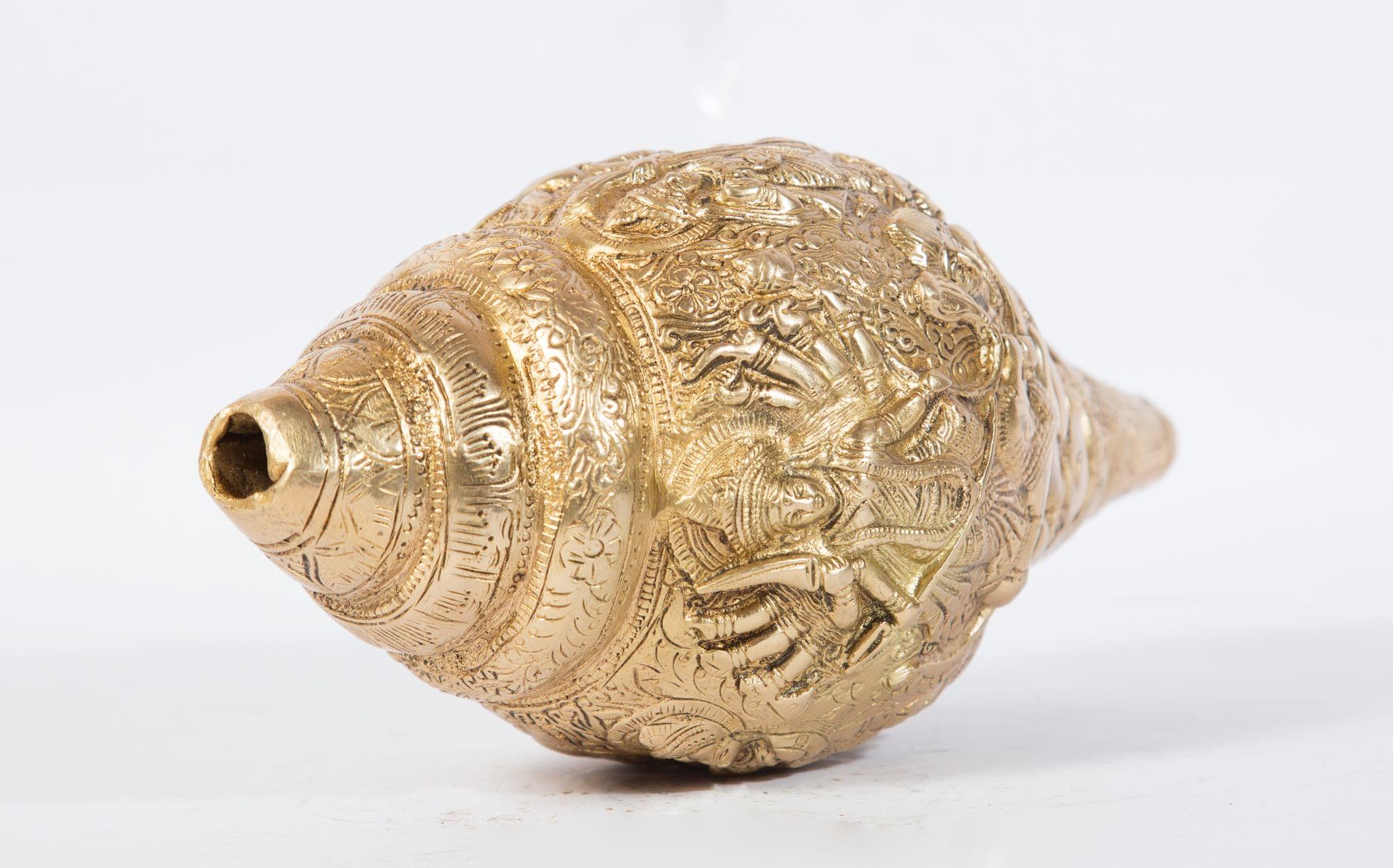 Arihant Craft� Ethnic Decor Conch with Goddess Durga Carving Sculpture Showpiece Hand Work � 11 cm (Brass, Gold)