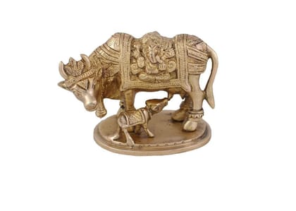 Arihant Craft� Kamdhenu Cow N Calf Idol Cow and Calf Statue Sculpture Hand Work Showpiece � 9.3 cm (Brass, Gold)