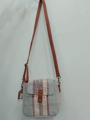 Sakhi Gudar Handloom Sling bag Medium Size