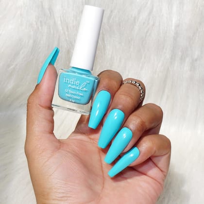 Indie Nails Poolside is Free of 12 toxins vegan cruelty-free quick dry glossy finish chip resistant. Bright Blue Colour shade Liquid: 5 ml