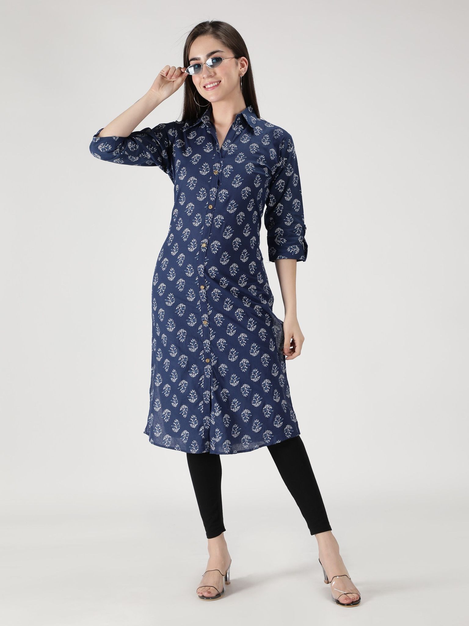 Cotton Floral Printed Straight Women Kurta (Navy Blue)